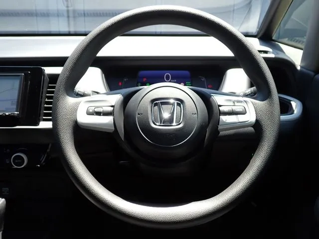 フィット e:HEV(ホンダ)の車両写真