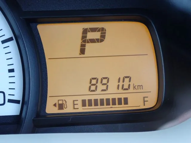 アルト 4WD(スズキ)の車両写真