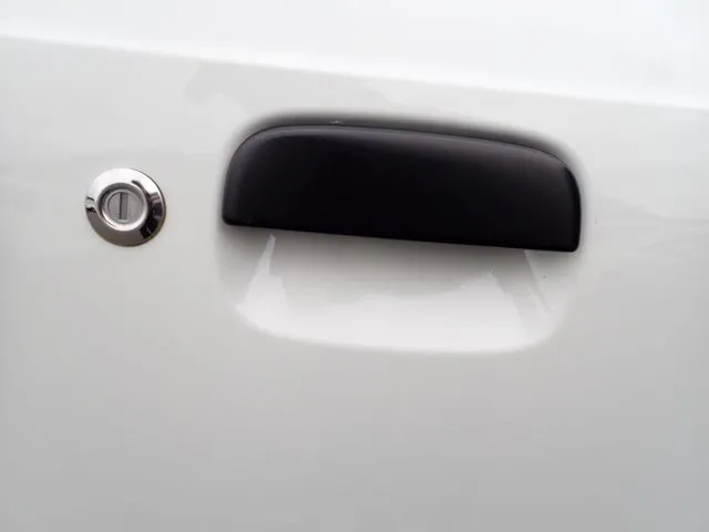 アルト 4WD(スズキ)の車両写真