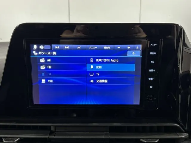 セレナ（ニッサン）の車両写真