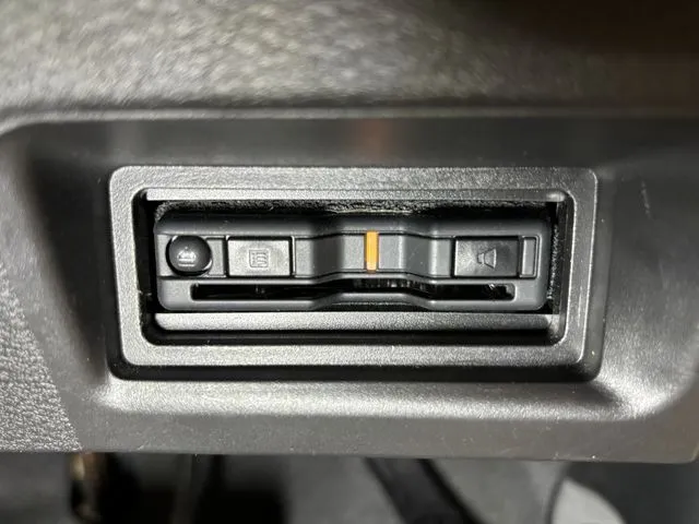 セレナ（ニッサン）の車両写真