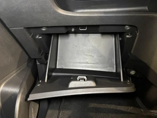 セレナ（ニッサン）の車両写真