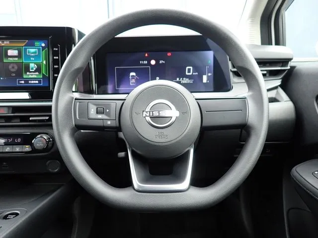 ノート(ニッサン)の車両写真