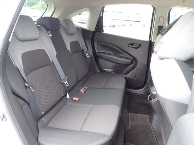 ノート(ニッサン)の車両写真