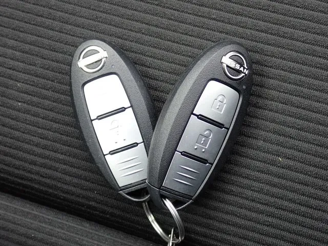 ノート(ニッサン)の車両写真