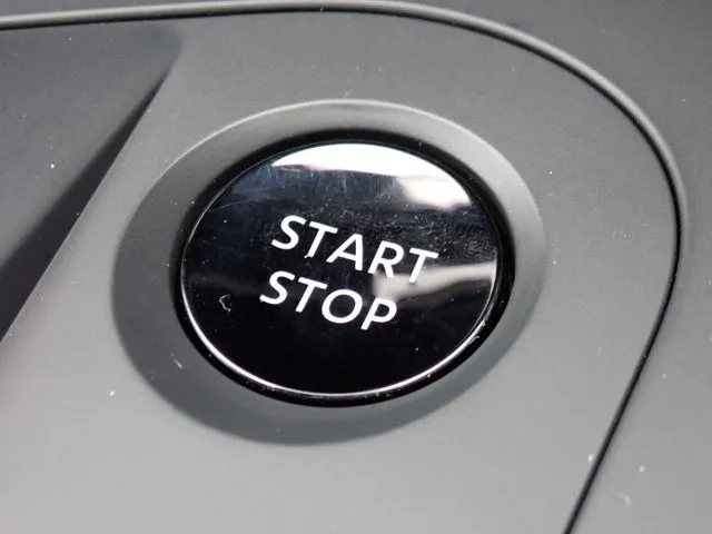 ノート(ニッサン)の車両写真