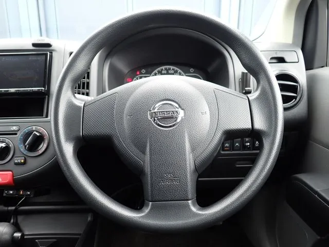 NV150 AD 2WD(ニッサン)の車両写真