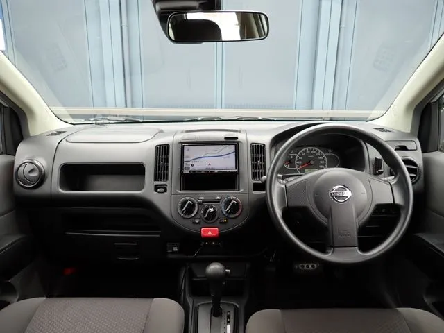 NV150 AD 2WD(ニッサン)の車両写真