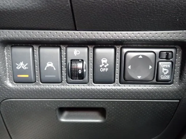 NV150 AD 2WD(ニッサン)の車両写真