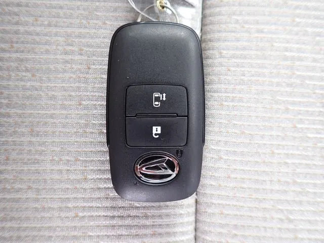 ダイハツ　ムーヴ　４ＷＤ