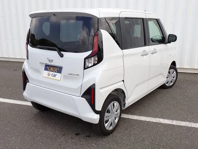 ダイハツ　ムーヴ　４ＷＤ