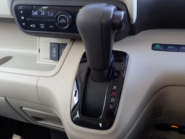 ホンダ N BOX 4WD