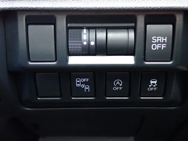 スバル　ＳＵＢＡＲＵ　ＸＶ