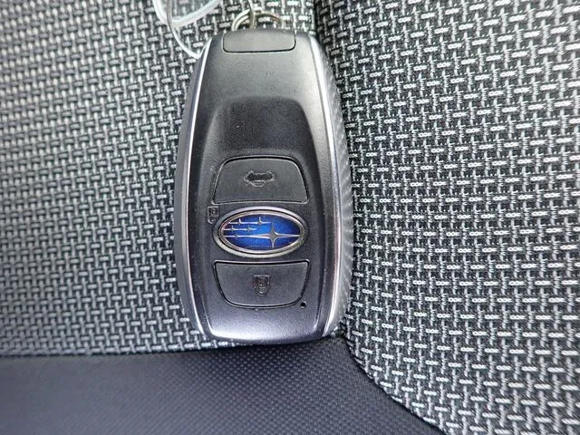 スバル　ＳＵＢＡＲＵ　ＸＶ