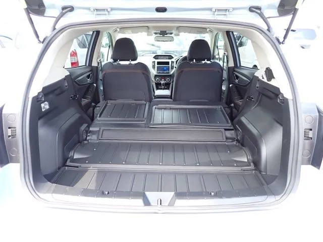 スバル　ＳＵＢＡＲＵ　ＸＶ