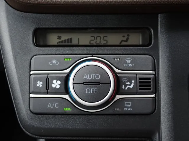 ダイハツ　ムーヴ　４ＷＤ