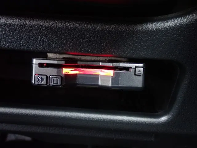 ダイハツ　ムーヴ　４ＷＤ