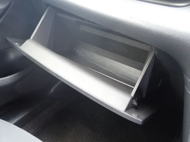 トヨタ　ヤリス　ハイブリッド