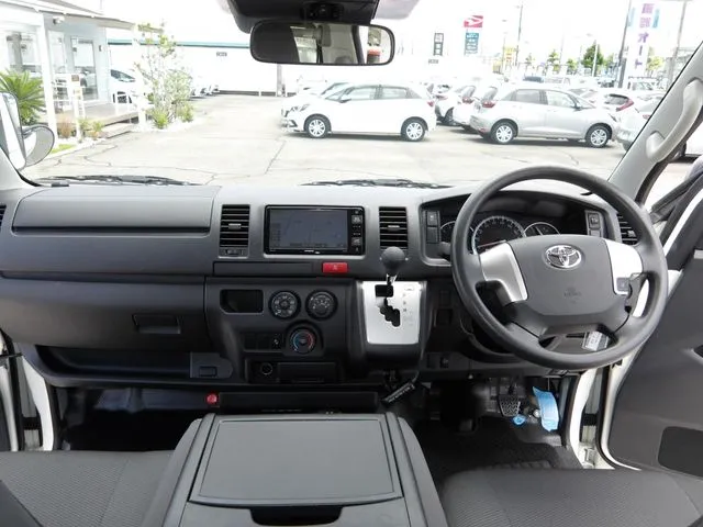 レジアスエースバン　１．１５ｔ　２ＷＤ（トヨタ）の車両写真