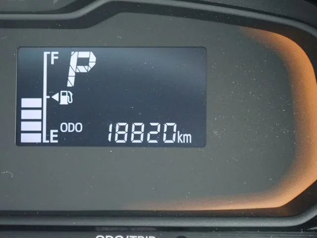 ダイハツ　ミラ　イース