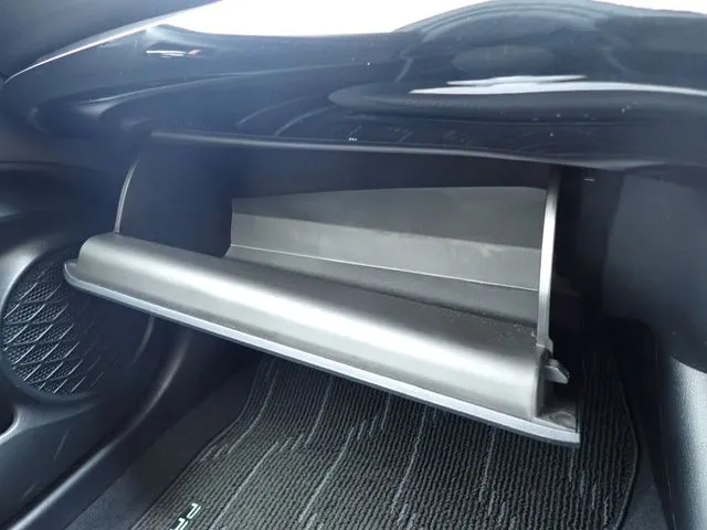 プリウス(トヨタ)の車両写真