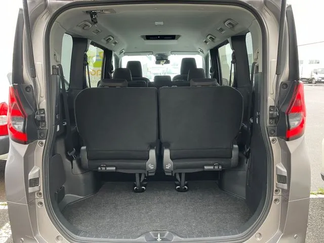 ノア　４ＷＤ（トヨタ）の車両写真