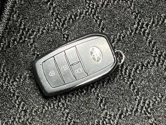 ノア　４ＷＤ（トヨタ）の車両写真