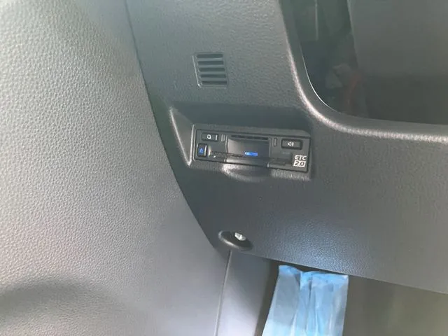 ノア　４ＷＤ（トヨタ）の車両写真