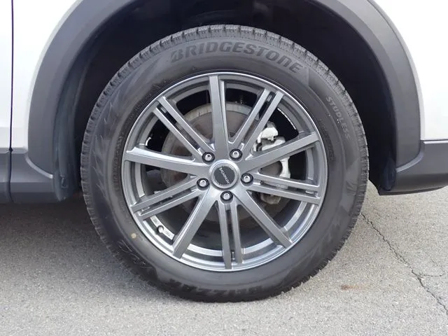 ミツビシ　エクリプス　クロス　ＰＨＥＶ