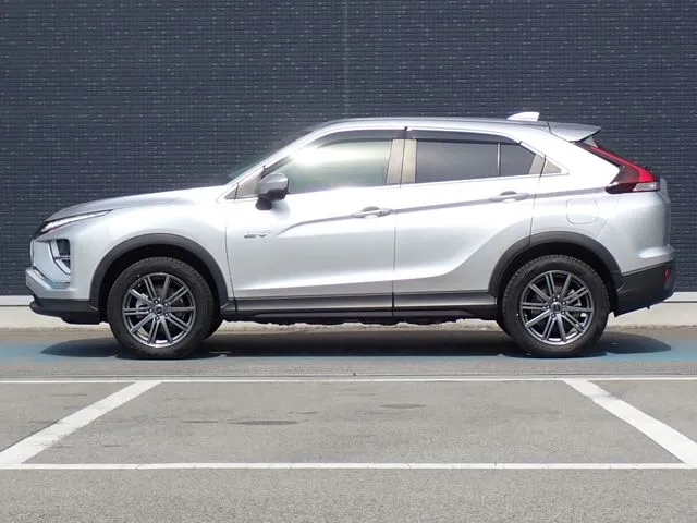 ミツビシ　エクリプス　クロス　ＰＨＥＶ