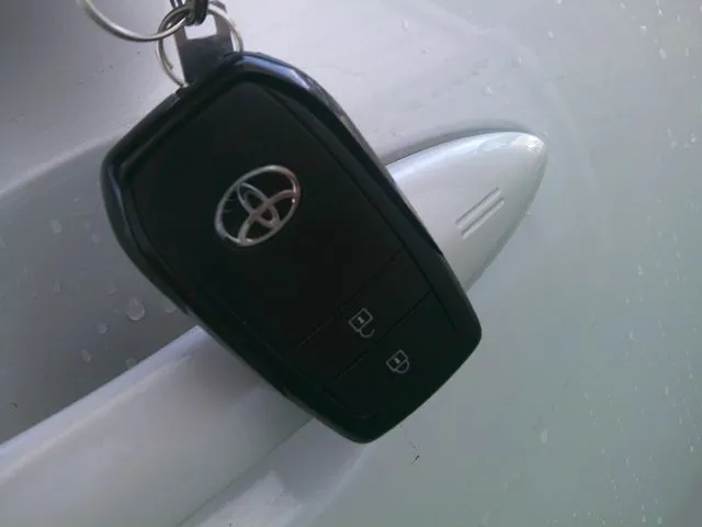 ヤリスクロス　ハイブリッド（トヨタ）の車両写真