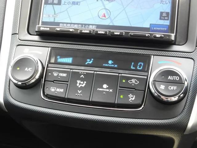 カローラフィールダー　ハイブリッド（トヨタ）の車両写真