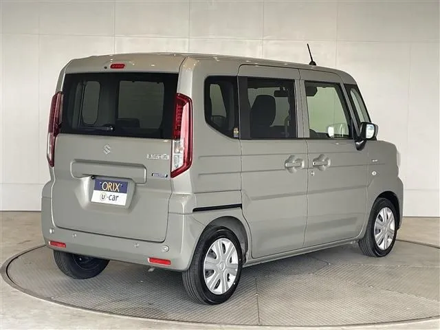 スペーシア(スズキ)の車両写真