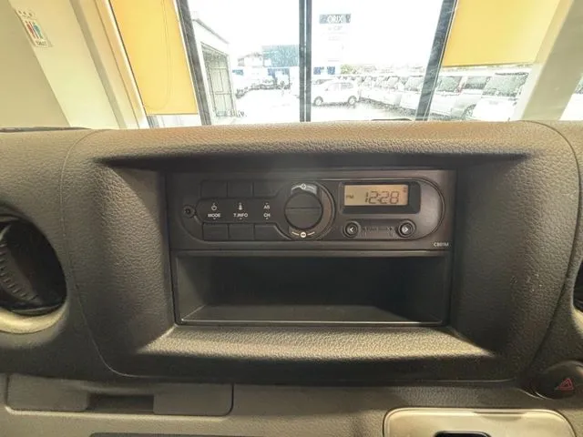NV350キャラバン 1.25t(ニッサン)の車両写真