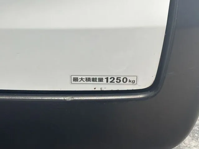 NV350キャラバン 1.25t(ニッサン)の車両写真