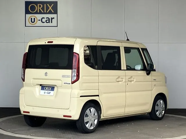 スペーシア（スズキ）の車両写真