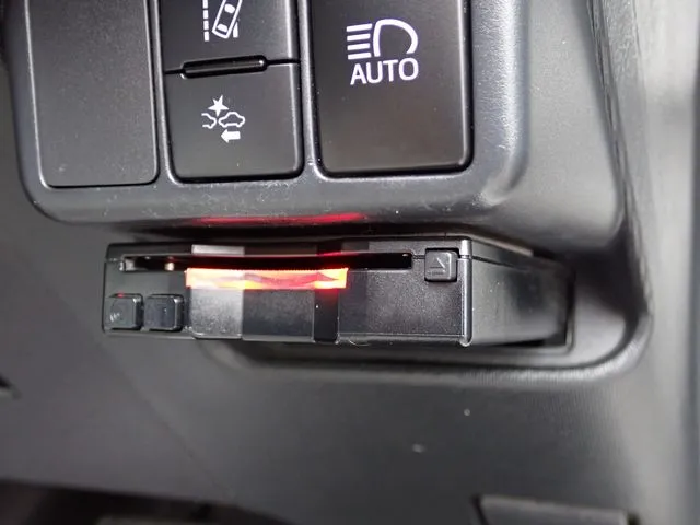 トヨタ　アクア
