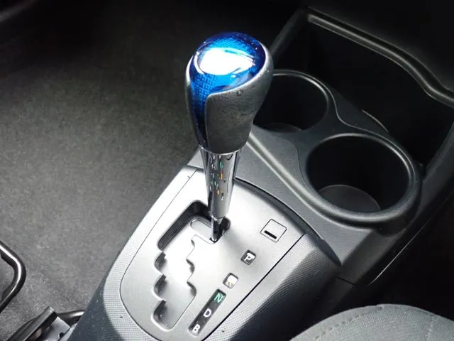 アクア（トヨタ）の車両写真