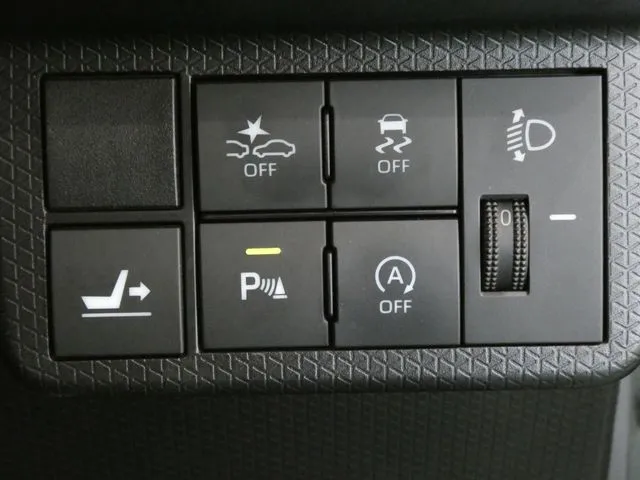 タント（ダイハツ）の車両写真