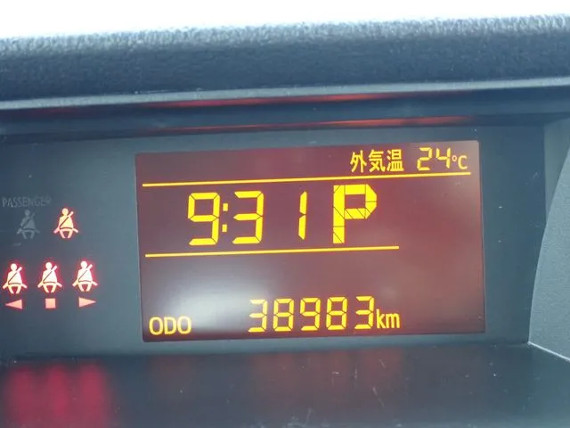ルーミー(トヨタ)の車両写真