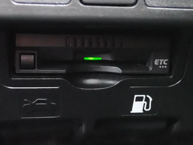 ルーミー(トヨタ)の車両写真