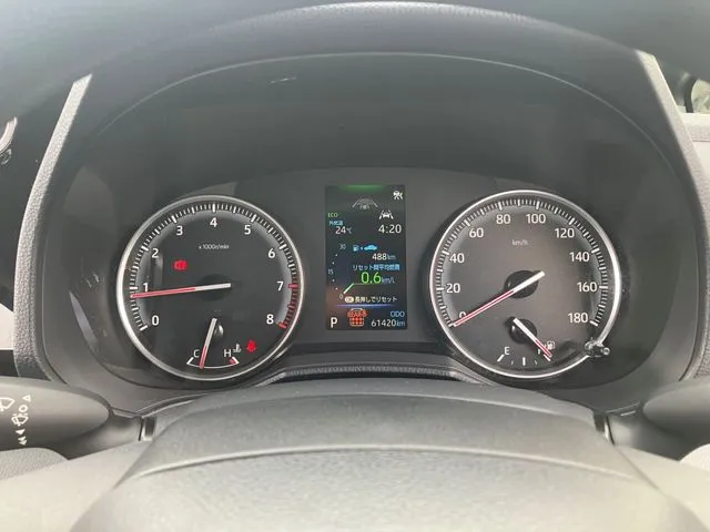ノア 4WD(トヨタ)の車両写真