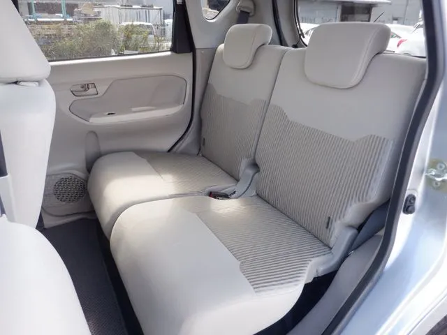 ダイハツ　ムーヴ