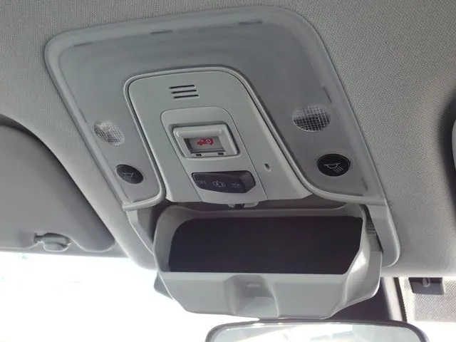 プリウス（トヨタ）の車両写真
