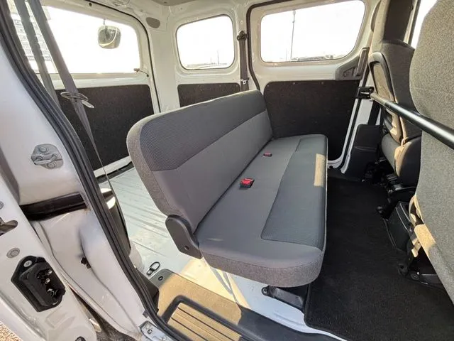 NV200バネットバン(ニッサン)の車両写真