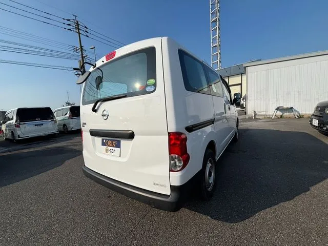 NV200バネットバン(ニッサン)の車両写真