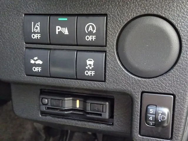 スズキ　アルト　４ＷＤ