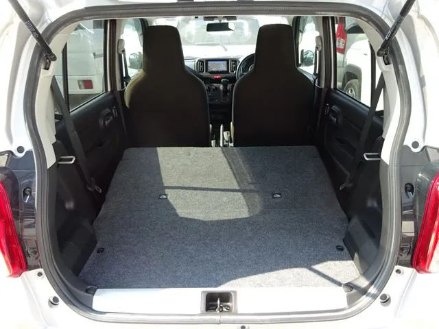 スズキ　アルト　４ＷＤ
