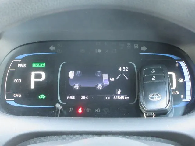 アクア（トヨタ）の車両写真