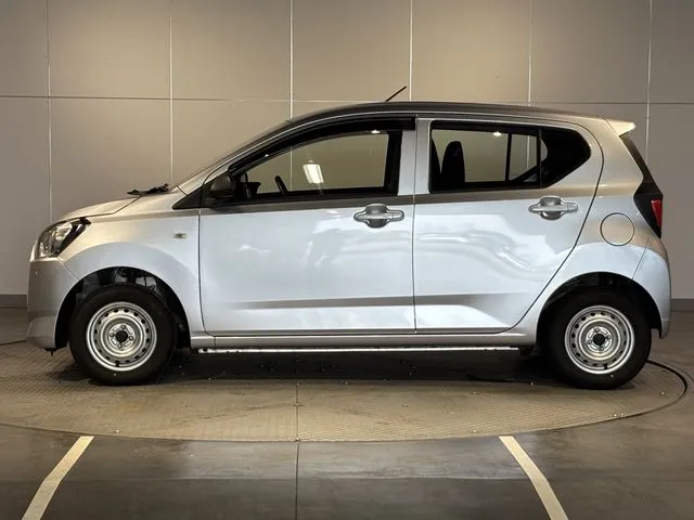 ダイハツ ミラ イース 4WD